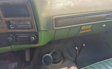 Gmc-sierra-1975-red-8