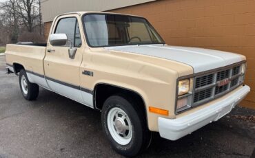 Gmc-sierra-1984-1