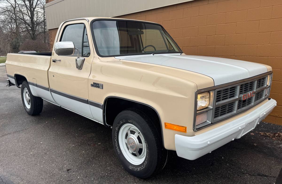 Gmc-sierra-1984-1