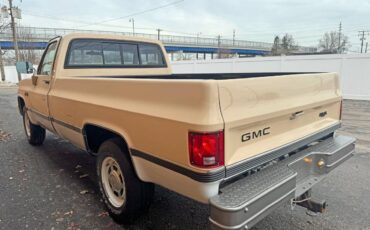 Gmc-sierra-1984-5