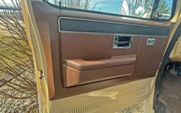 Gmc-sierra-1984-8