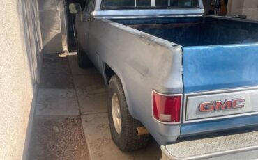 Gmc-sierra-1985-blue-3