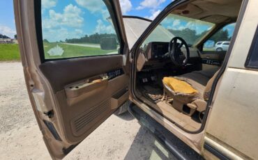 Gmc-sierra-1993-11