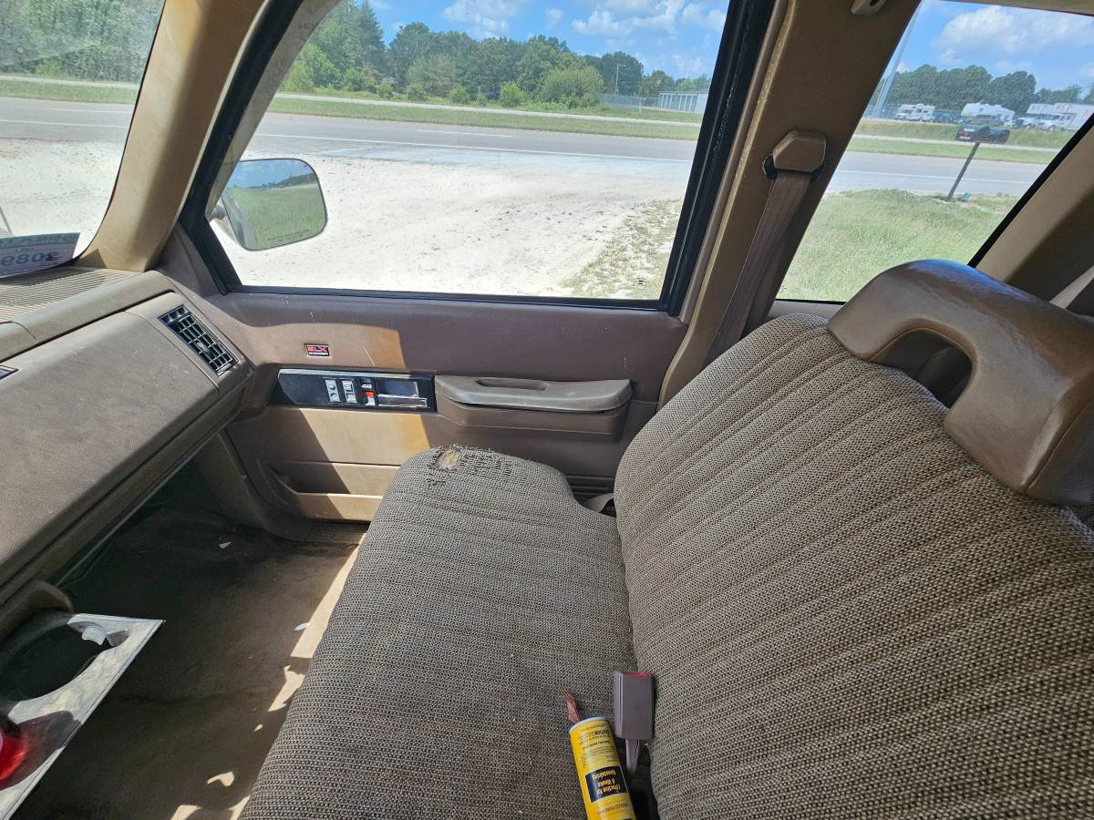 Gmc-sierra-1993-16