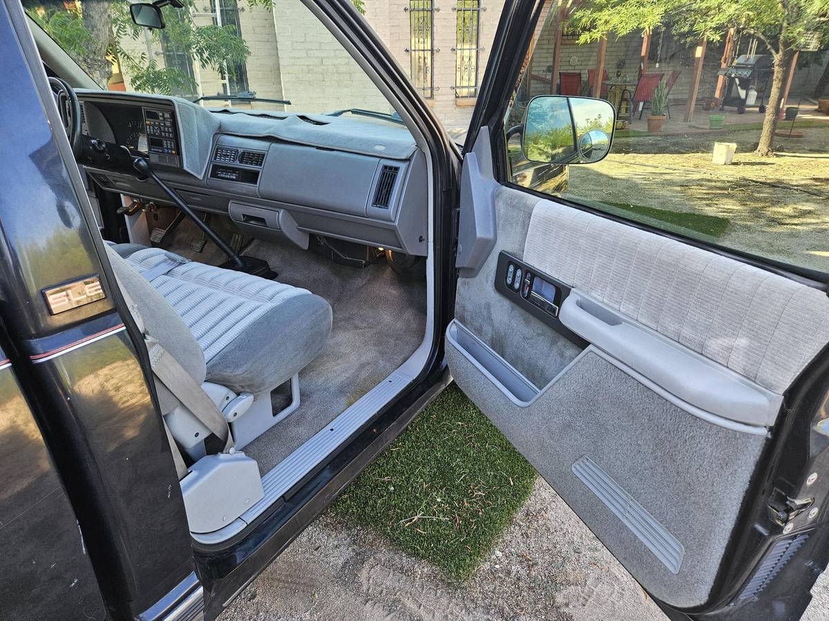 Gmc-sierra-1993-black-5