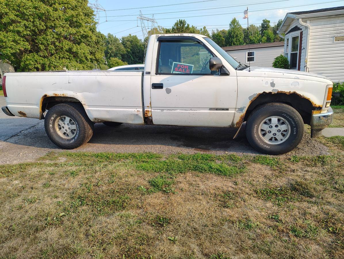 Gmc-sierra-1993-white-1