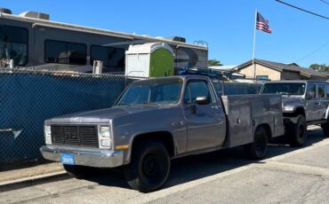 Gmc-sierra-2500-1985-grey-1