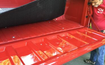 Gmc-sierra-2500-1985-red-1