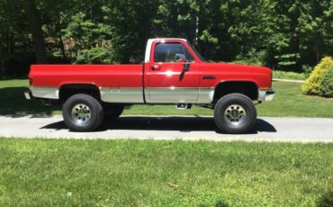 Gmc-sierra-2500-1985-red-16