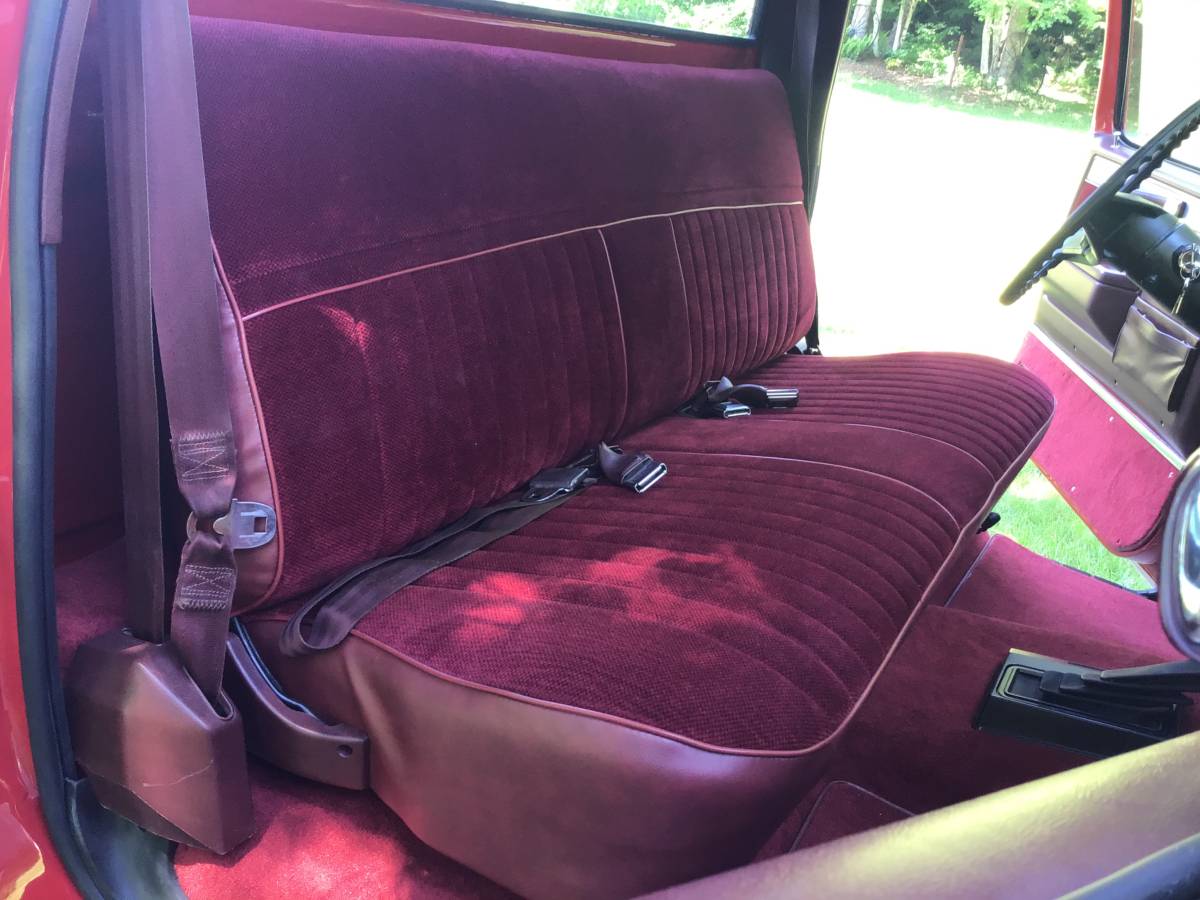 Gmc-sierra-2500-1985-red-4
