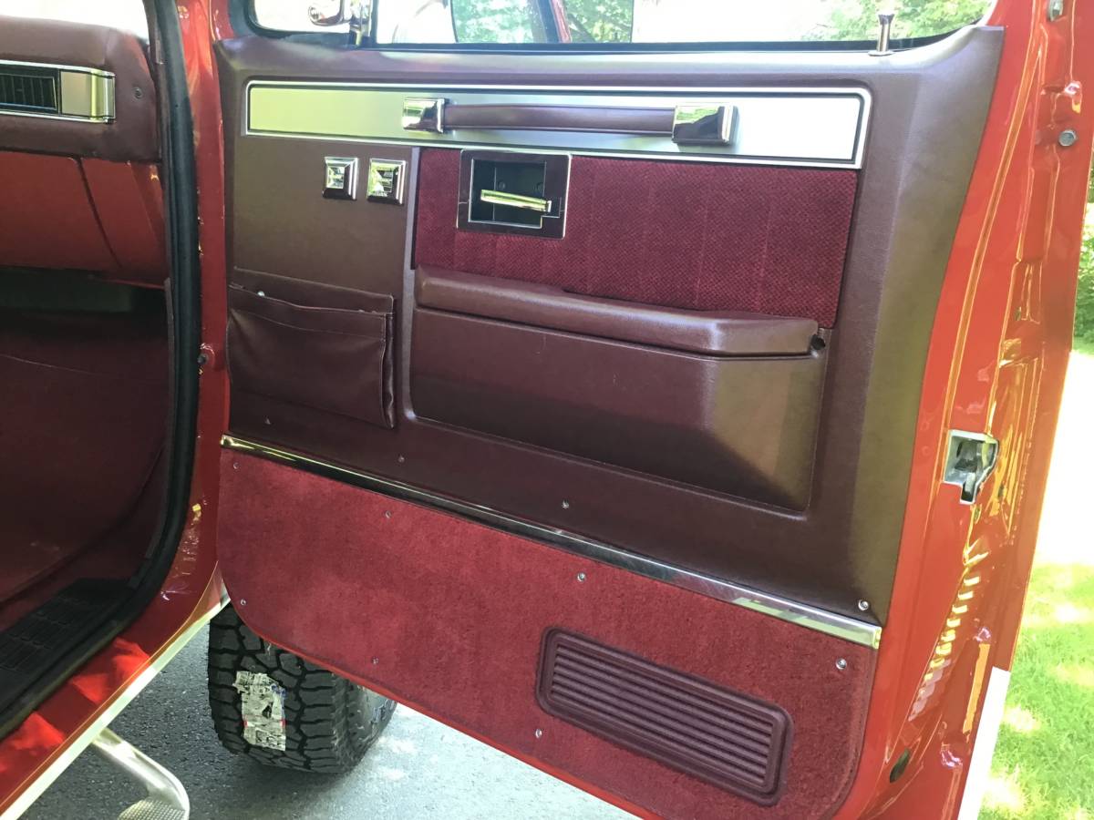 Gmc-sierra-2500-1985-red-5