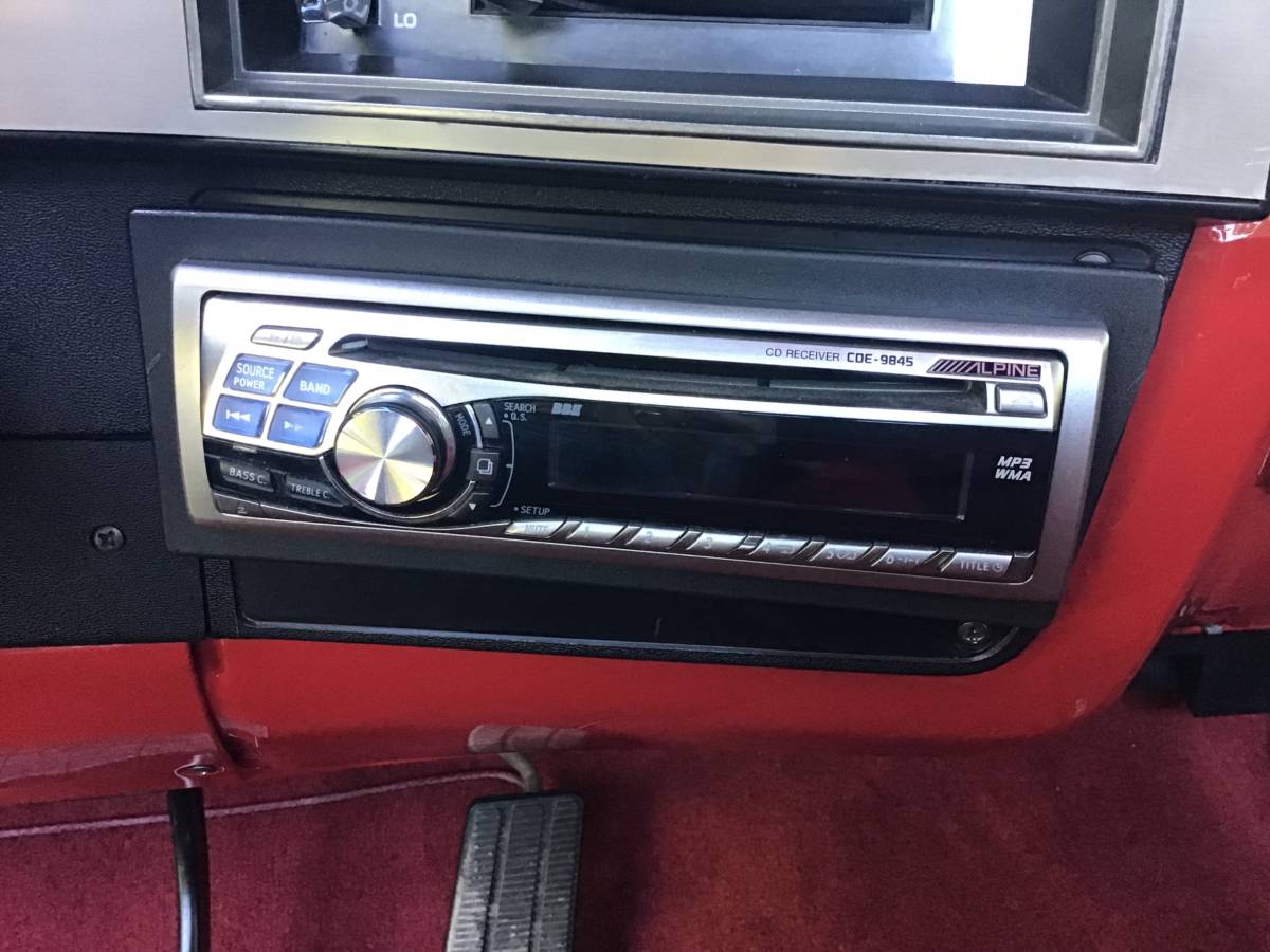 Gmc-sierra-2500-1985-red-7