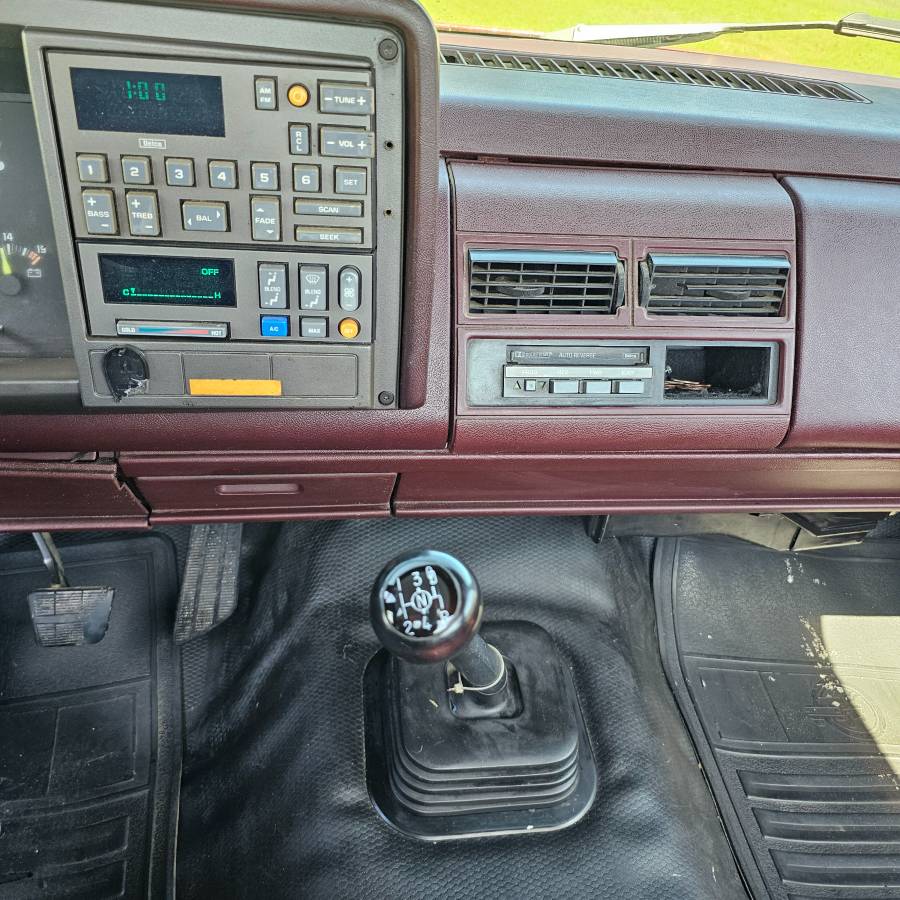 Gmc-sierra-2500-1992-16