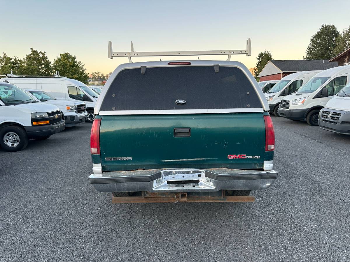 Gmc-sierra-2500-1995-green-3