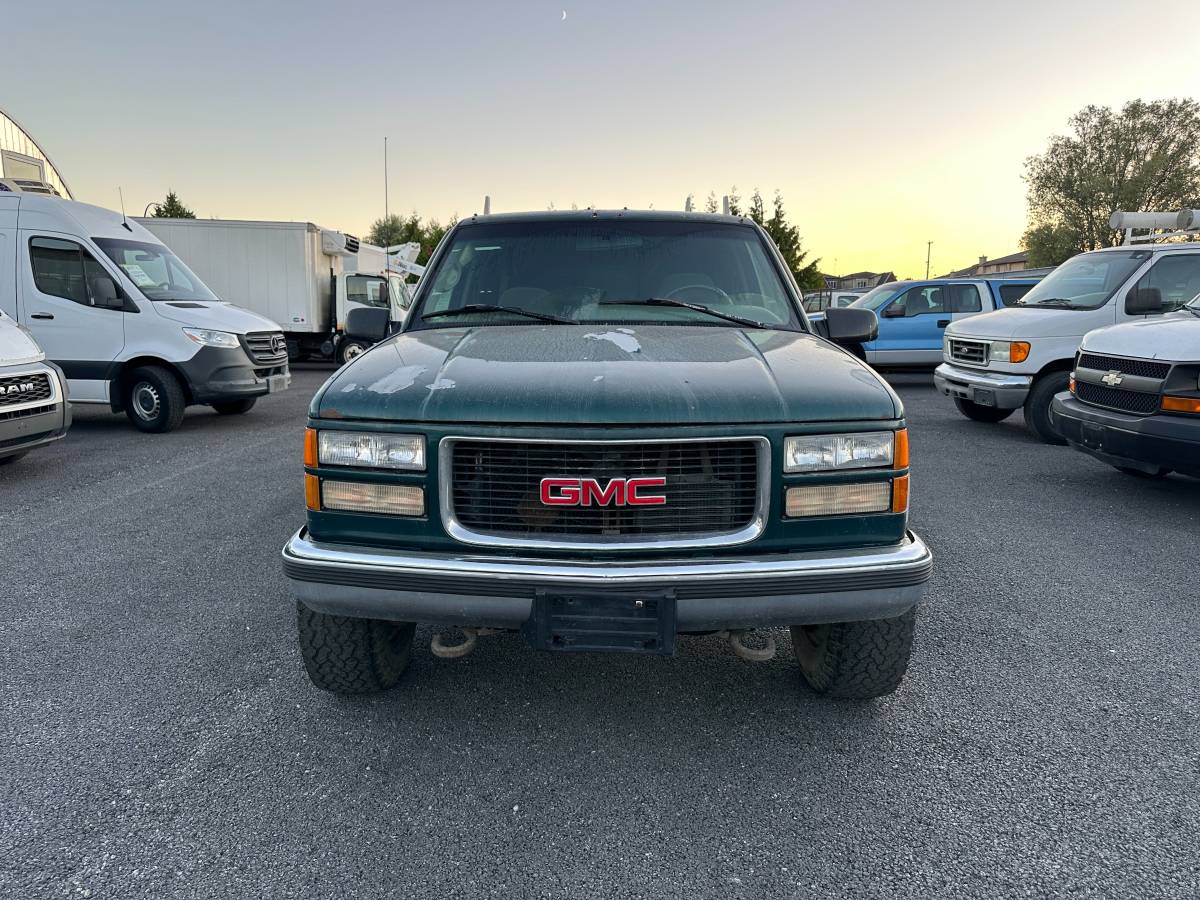 Gmc-sierra-2500-1995-green-7