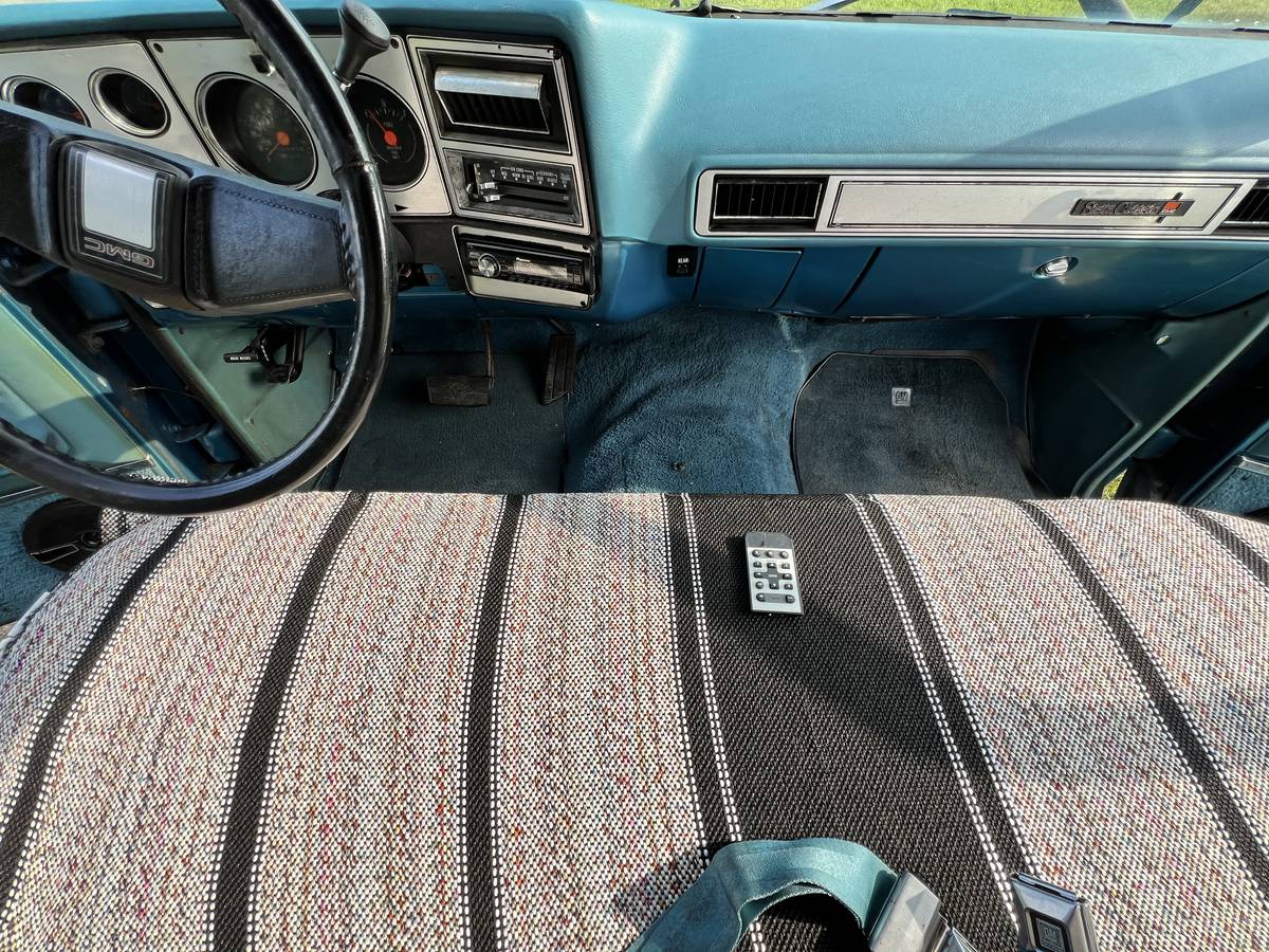 Gmc-sierra-2500-classic-1979-blue-1