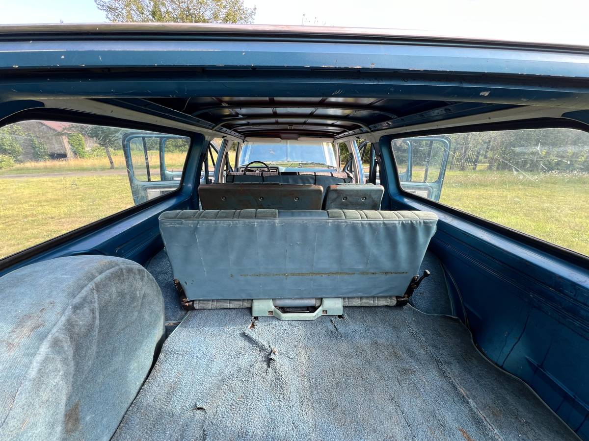 Gmc-sierra-2500-classic-1979-blue-13
