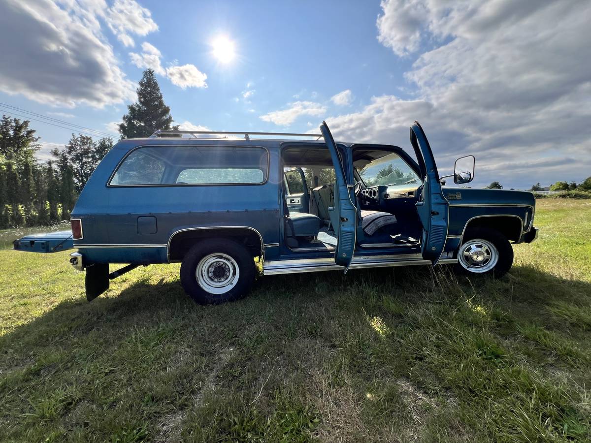 Gmc-sierra-2500-classic-1979-blue-14