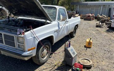 Gmc-sierra-2500hd-diesel-1987-white
