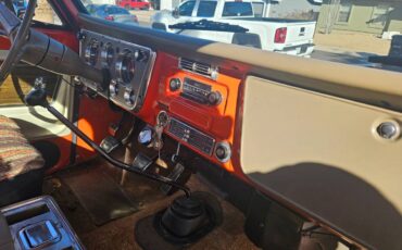 Gmc-sierra-3500-1972-orange-1