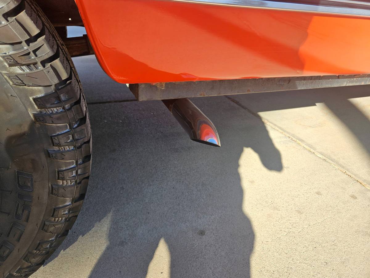 Gmc-sierra-3500-1972-orange-10
