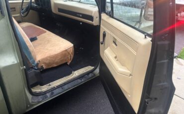 Gmc-sierra-3500-1982-green-3