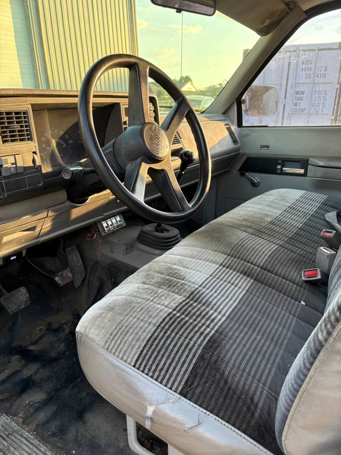 Gmc-sierra-3500-1991-white-2