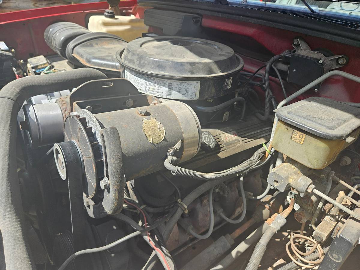 Gmc-sierra-3500-sl-1991-red-13