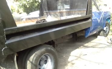 Gmc-sierra-3500hd-1987-blue-9