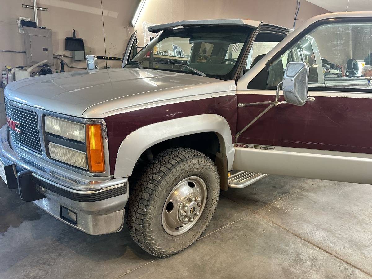 Gmc-sierra-3500hd-diesel-1993-purple