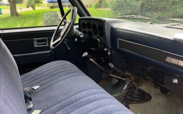 Gmc-sierra-4x4-1981-blue-3