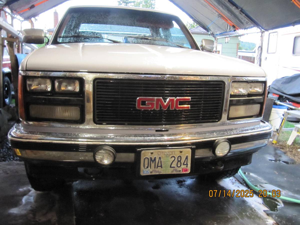 Gmc-sierra-c1500-4x4-1988-silver-12
