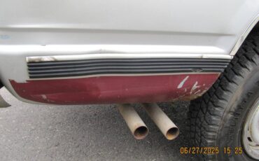 Gmc-sierra-c1500-4x4-1988-silver-13
