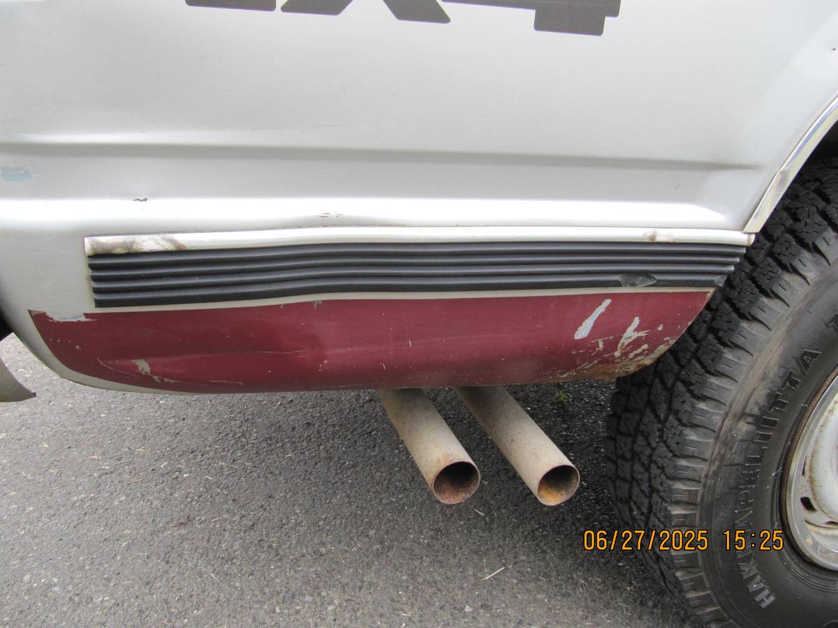 Gmc-sierra-c1500-4x4-1988-silver-13