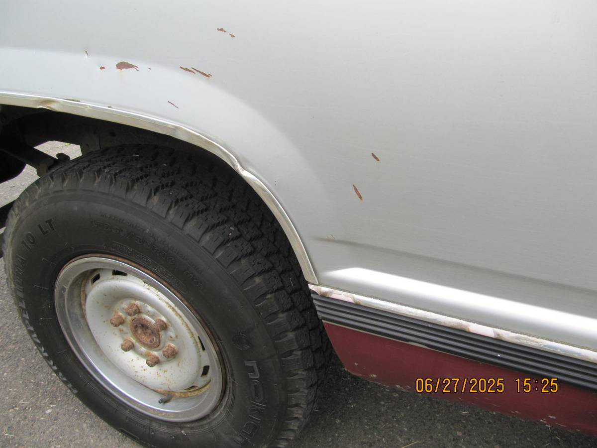 Gmc-sierra-c1500-4x4-1988-silver-14