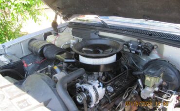 Gmc-sierra-c1500-4x4-1988-silver-3
