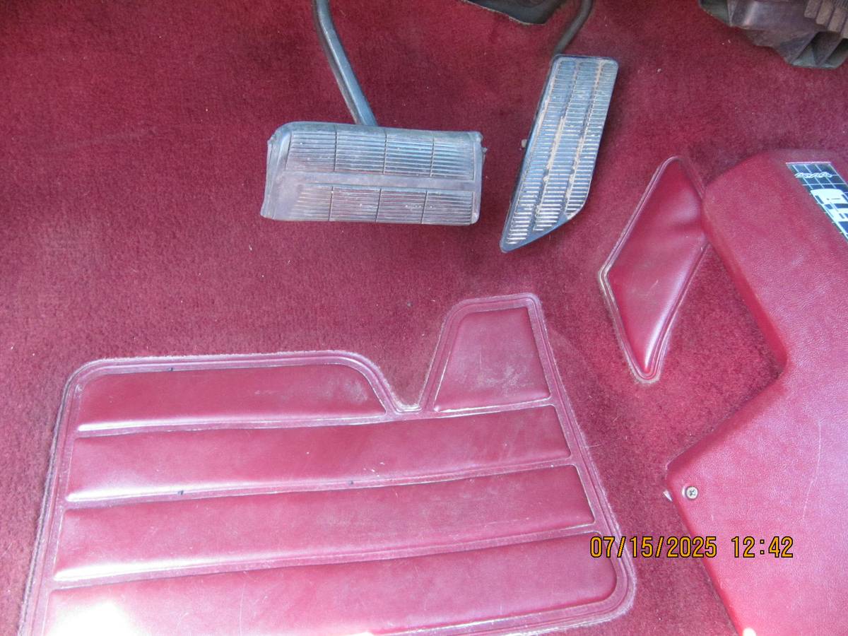 Gmc-sierra-c1500-4x4-1988-silver-4