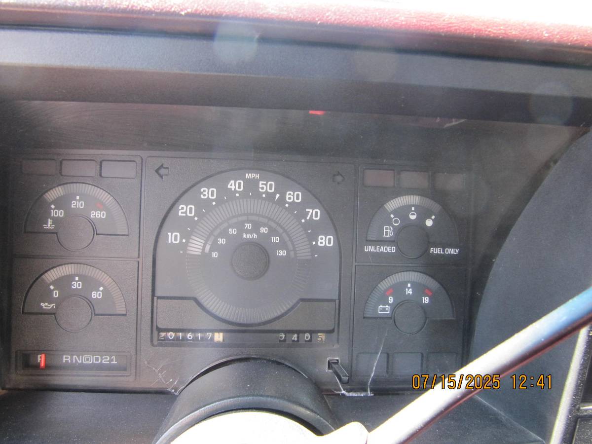 Gmc-sierra-c1500-4x4-1988-silver-5