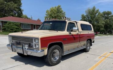 Gmc-sierra-c2500-classic-1985-red