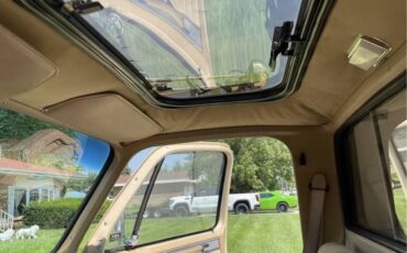 Gmc-sierra-c2500-classic-1985-red-4