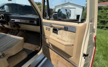 Gmc-sierra-c2500-classic-1985-red-5