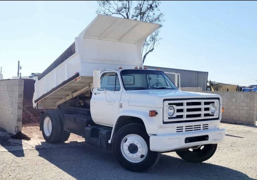 Gmc-sierra-c6000-1985-1