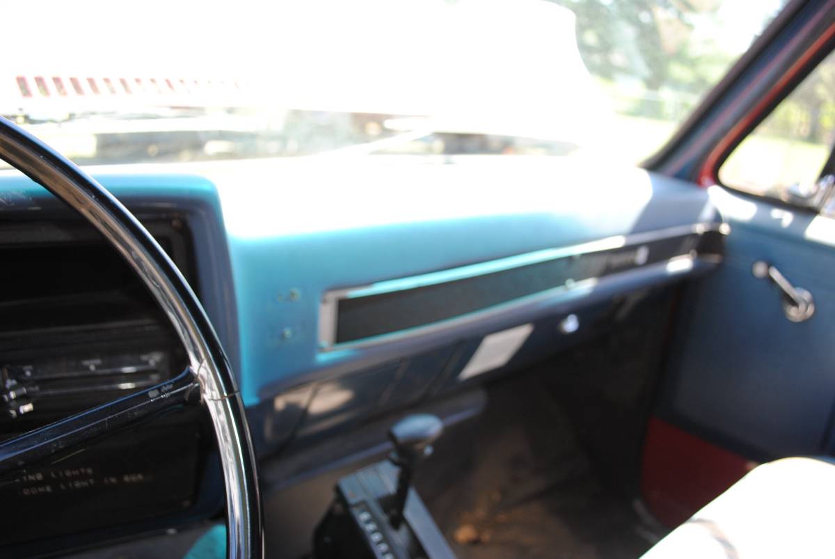 Gmc-sierra-c6000-diesel-1981-red-14