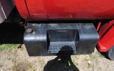 Gmc-sierra-c6000-diesel-1981-red-8