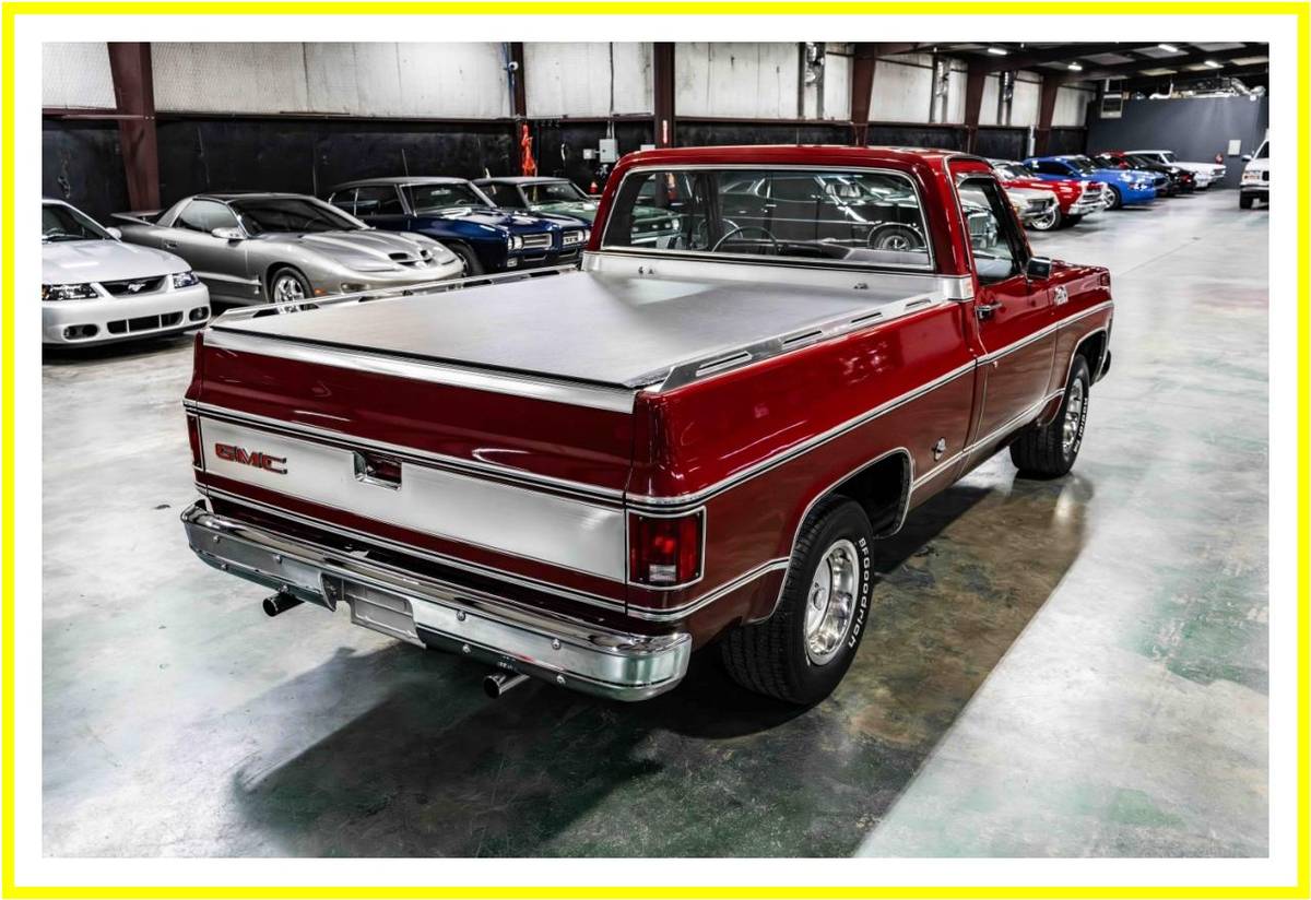 Gmc-sierra-classic-15-1976-red-1