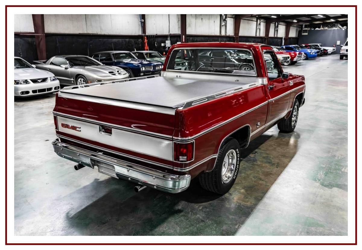 Gmc-sierra-classic-15-1976-red-25