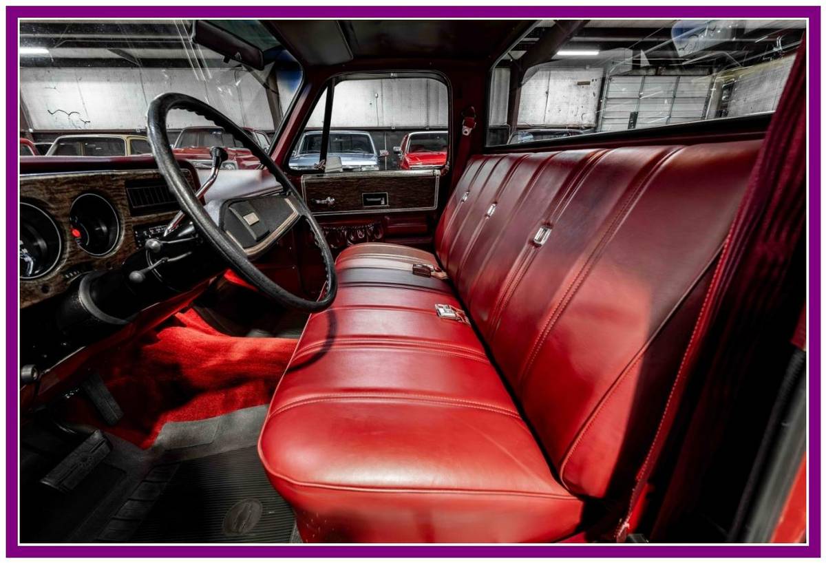 Gmc-sierra-classic-15-1976-red-26