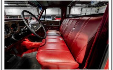 Gmc-sierra-classic-15-1976-red-30