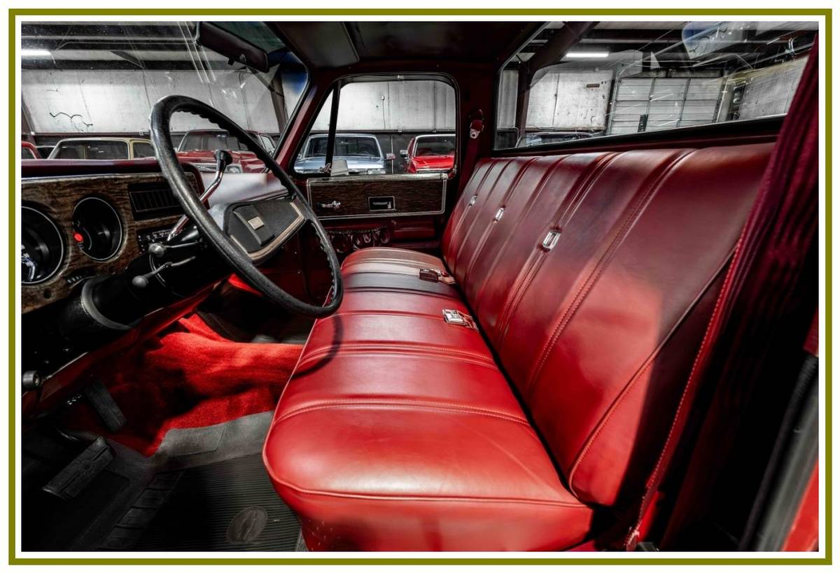 Gmc-sierra-classic-15-1976-red-38