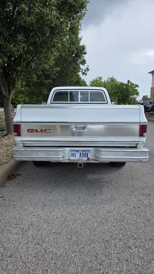 Gmc-sierra-classic-15-1980-white-4